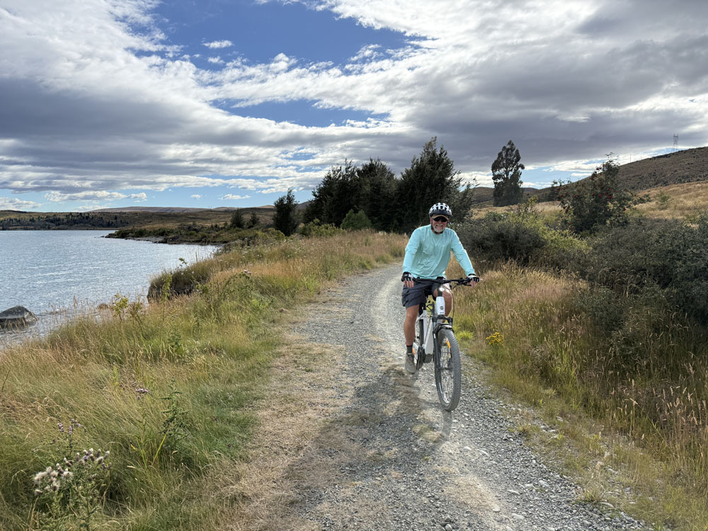 Lake Pukaki Alps 2 Ocean trail